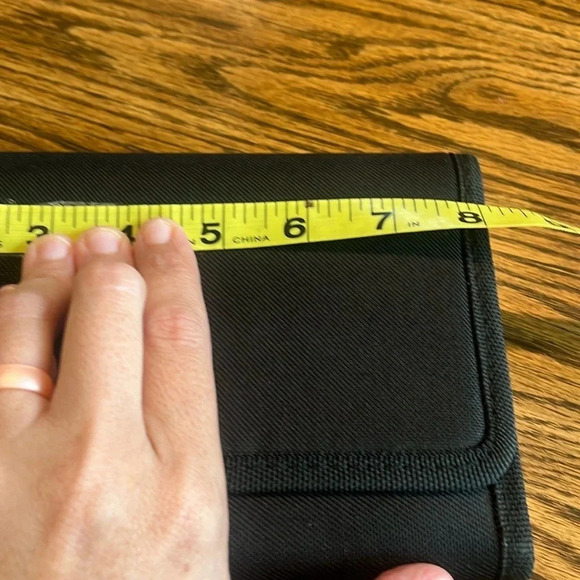 Super Cool Vintage Find Expandable Multipurpose Wallet Organizer with Pa… - Picture 7 of 8